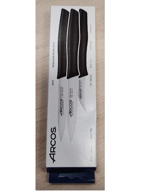 Nova seeria nugade komplekt Arcos, Must