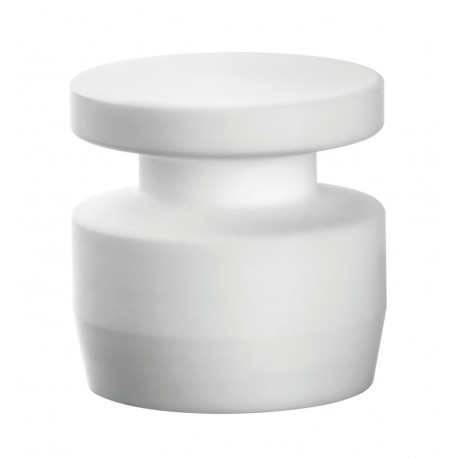 Sealing plug